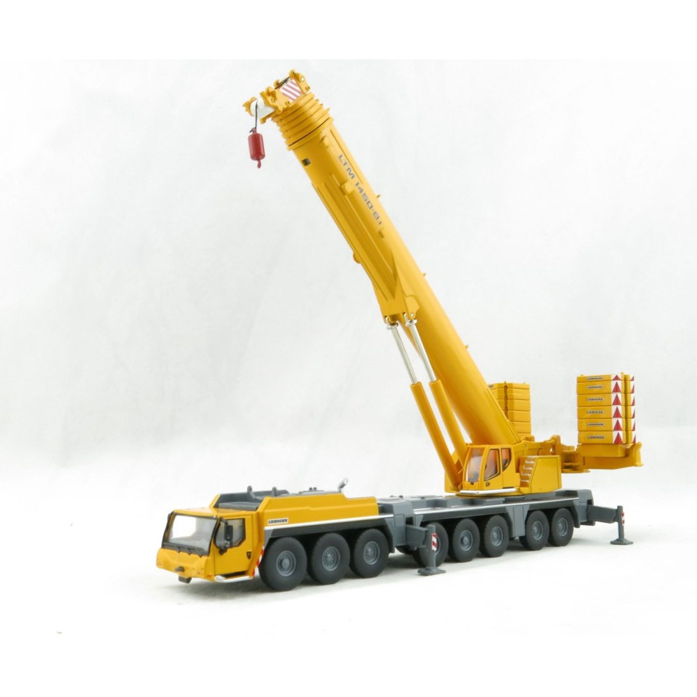 IMC Models 31-0134 - Liebherr LTM 1450-8.1 Mobile Crane - Scale 1:87