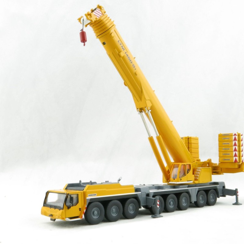 IMC Models 31-0134 - Liebherr LTM 1450-8.1 Mobile Crane - Scale 1:87