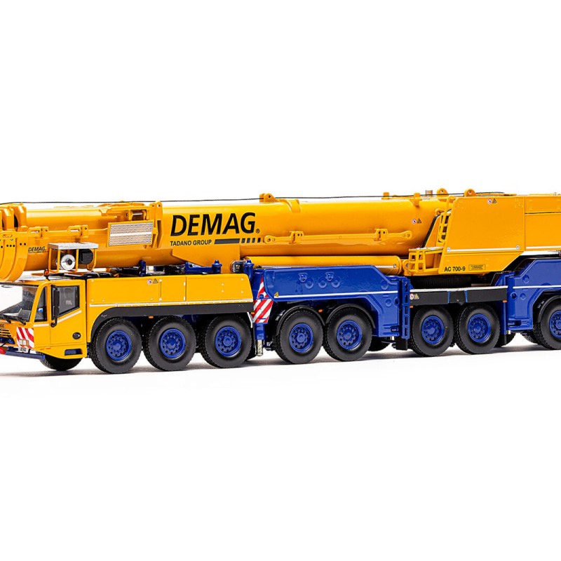 IMC Models 31-0141 Demag AC 700-9 All Terrain Mobile Crane Standard Edition - Scale 1:50
