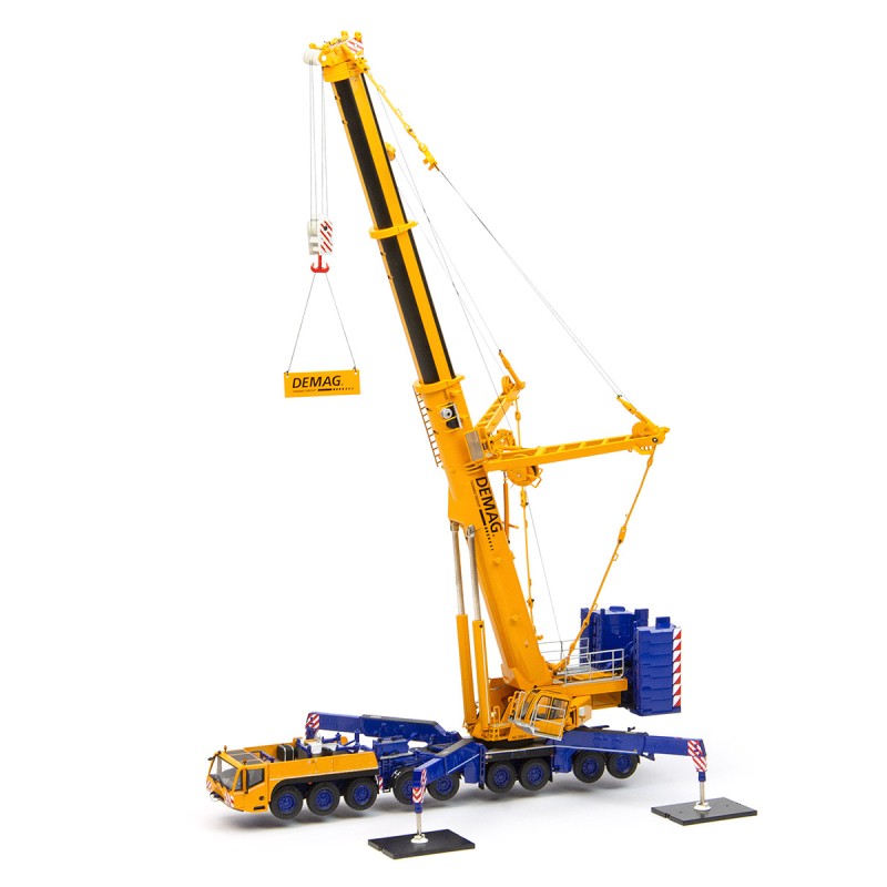 IMC Models 31-0141 Demag AC 700-9 All Terrain Mobile Crane Standard Edition - Scale 1:50