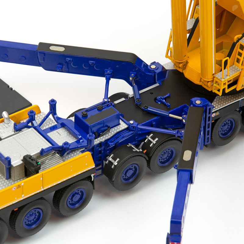 IMC Models 31-0141 Demag AC 700-9 All Terrain Mobile Crane Standard Edition - Scale 1:50