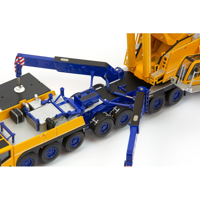 IMC Models 31-0141 Demag AC 700-9 All Terrain Mobile Crane Standard Edition - Scale 1:50