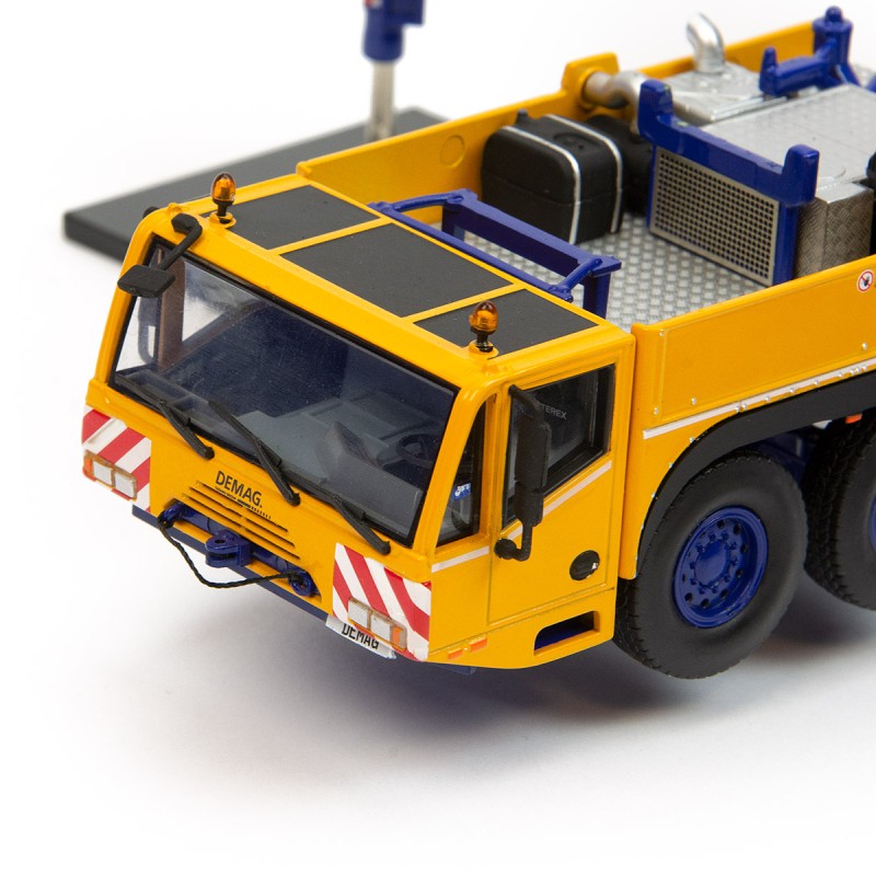 IMC Models 31-0141 Demag AC 700-9 All Terrain Mobile Crane Standard Edition - Scale 1:50