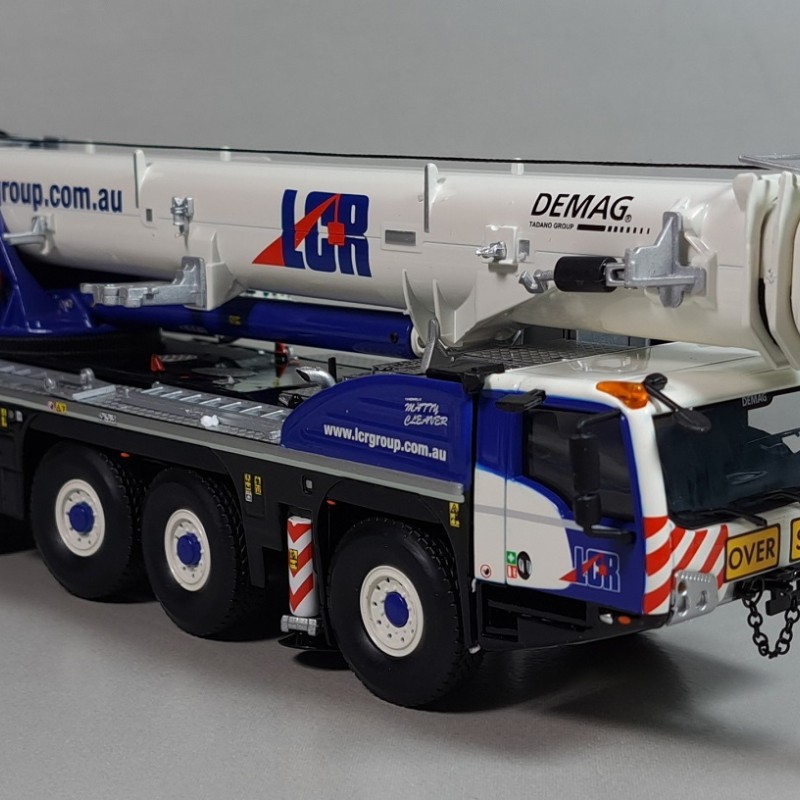 IMC Models 31-0274 Australian Demag AC 220-5 All Terrain Mobile Crane LCR Group - Scale 1:50