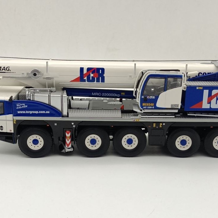 IMC Models 31-0274 Australian Demag AC 220-5 All Terrain Mobile Crane LCR Group - Scale 1:50