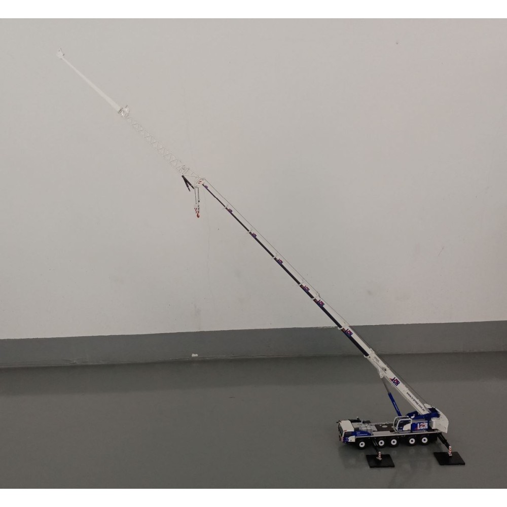 IMC Models 31-0274 Australian Demag AC 220-5 All Terrain Mobile Crane LCR Group - Scale 1:50