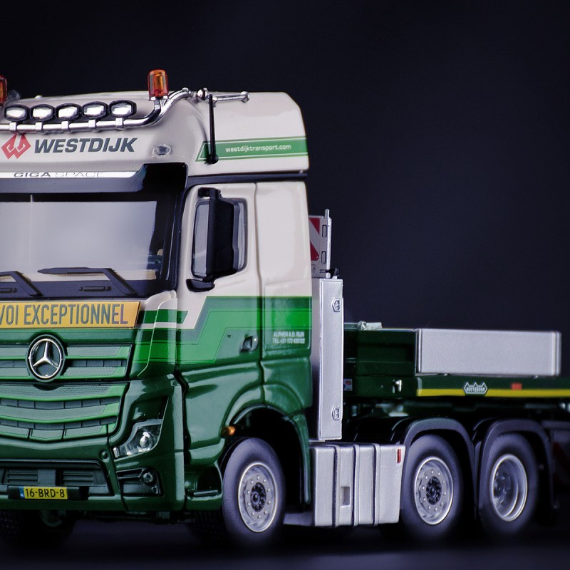 IMC Models 32-0131 Mercedes-Benz Actros 6x4 with Nooteboom OSDS Low Loader - Westdijk B.V.  - 1:50