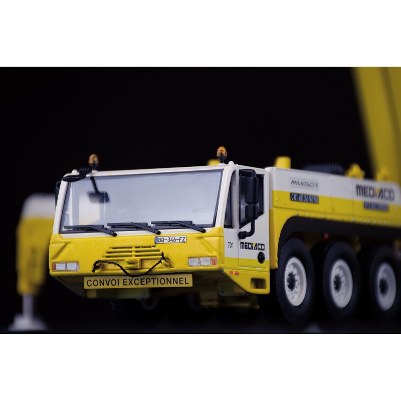 IMC Models 32-0138 Demag AC 700-9 All Terrain Mobile Crane Mediaco - Scale 1:50