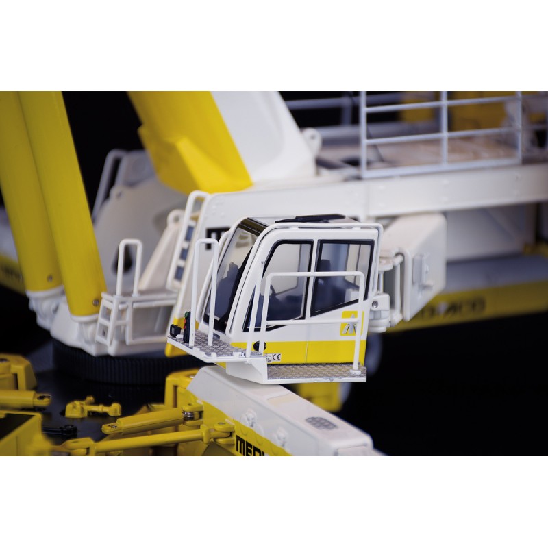 IMC Models 32-0138 Demag AC 700-9 All Terrain Mobile Crane Mediaco - Scale 1:50