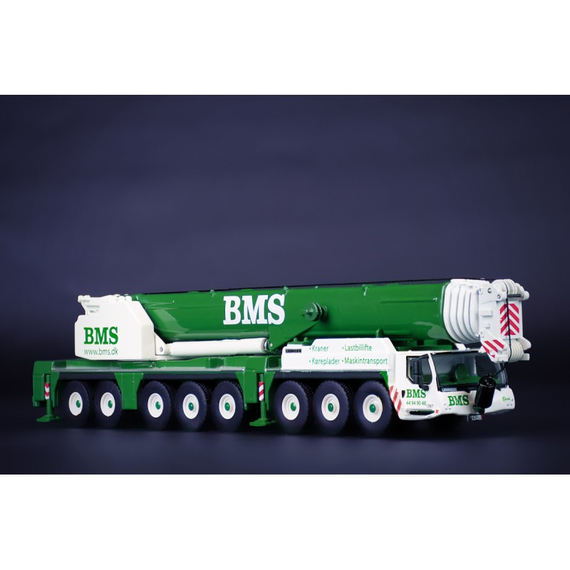 IMC Models 32-0144 - BMS Liebherr LTM 1450-8.1 Mobile Crane - Scale 1:87
