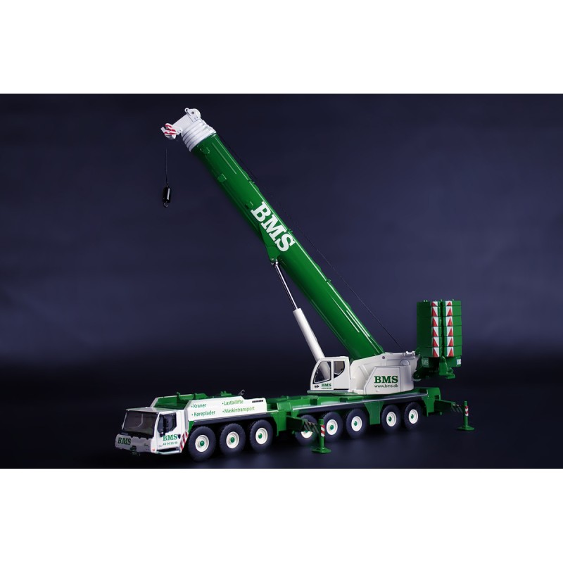 IMC Models 32-0144 - BMS Liebherr LTM 1450-8.1 Mobile Crane - Scale 1:87
