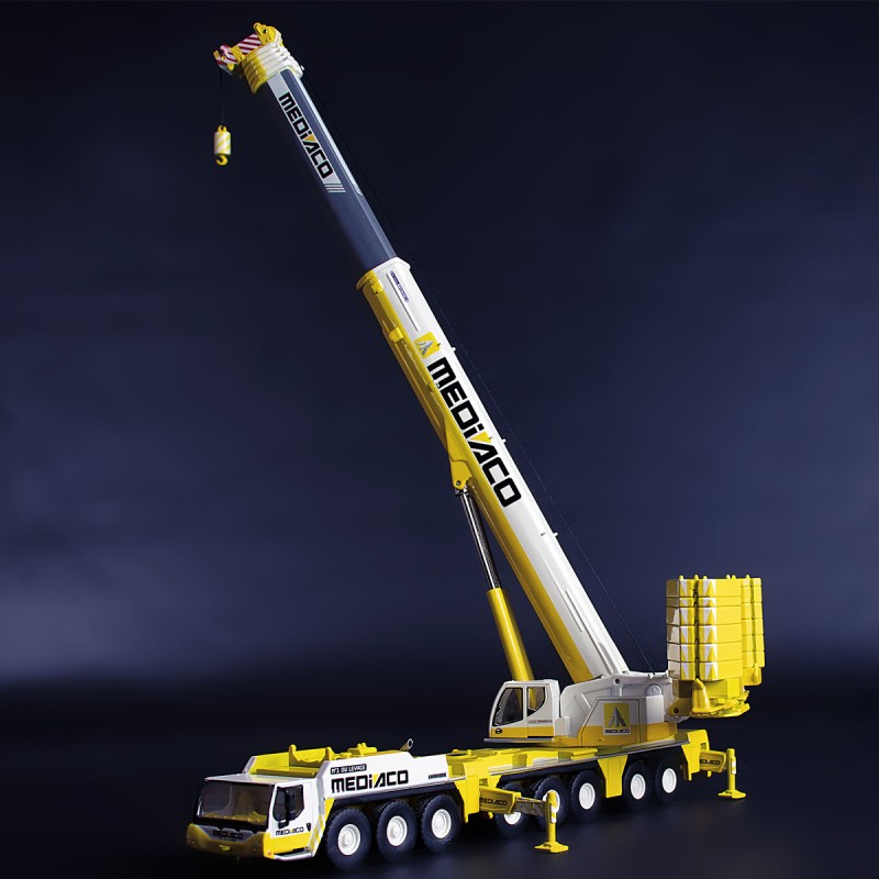 IMC Models 32-0153 - Mediaco Liebherr LTM 1450-8.1 Mobile Crane - Scale 1:87