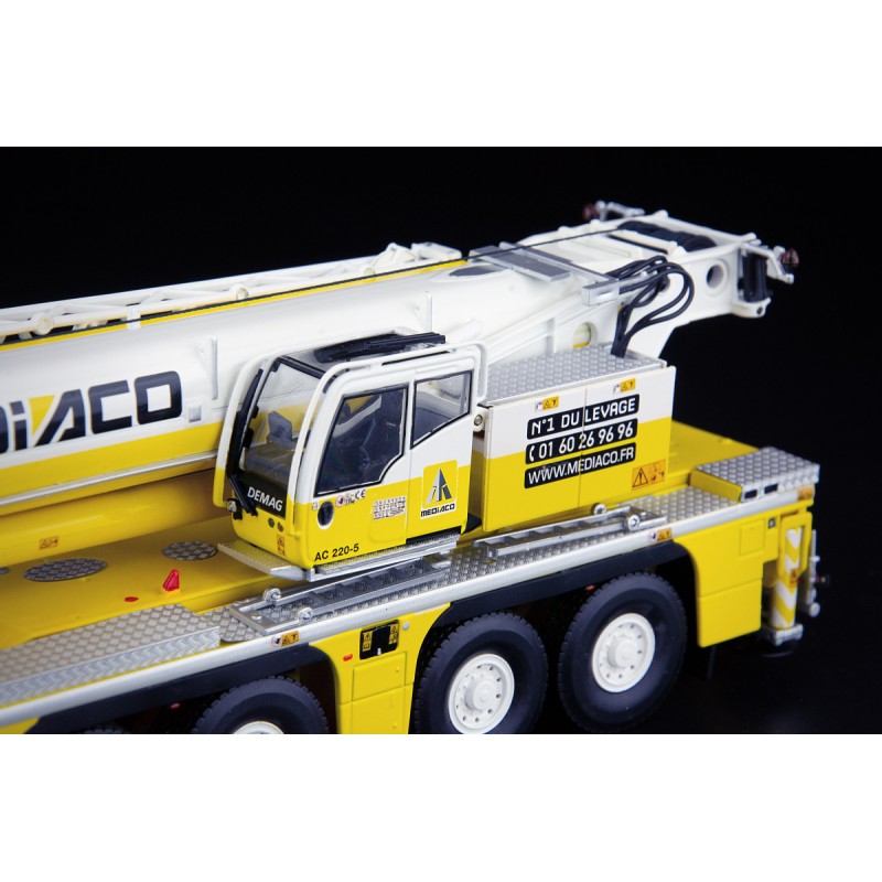 IMC Models 33-0118 Demag AC 220-5 All Terrain Mobile Crane - Mediaco - Scale 1:50