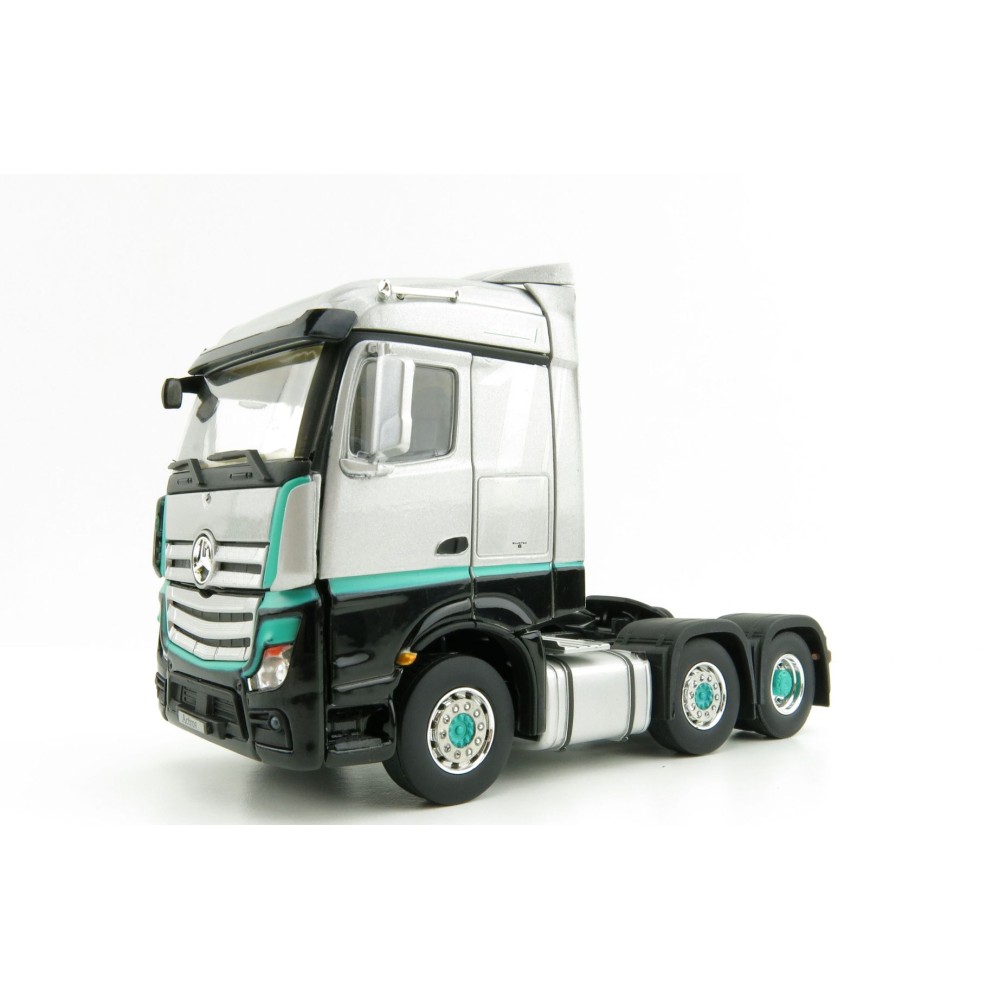 IMC Models 33-0120 Mercedes-Benz Actros StreamSpace 6x2 Actros 1 Silver Edition 1:50