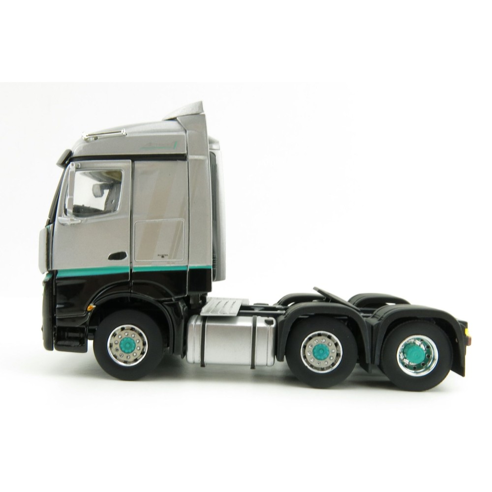 IMC Models 33-0120 Mercedes-Benz Actros StreamSpace 6x2 Actros 1 Silver Edition 1:50