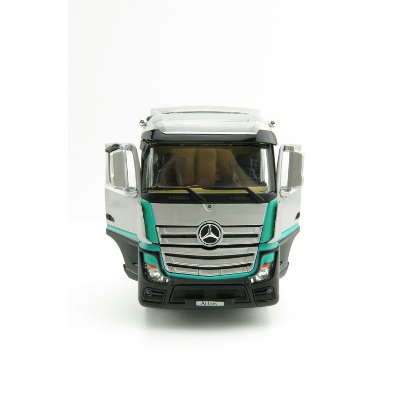 IMC Models 33-0120 Mercedes-Benz Actros StreamSpace 6x2 Actros 1 Silver Edition 1:50