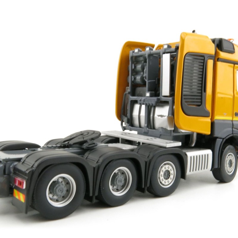 IMC Models 33-0122 Mercedes-Benz Arocs SLT BigSpace 8x4 Prime Mover Yellow 1:50