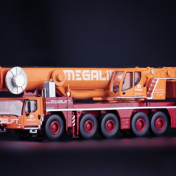 IMC Models 33-0130 - Liebherr LTM 1250-5.1 Mobile Crane Megalift - Scale 1:87