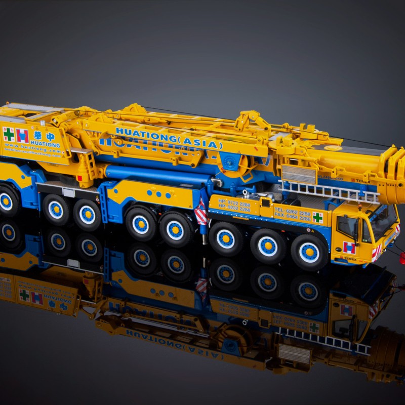 IMC Models 33-0134 Demag AC 700-9 All Terrain Mobile Crane Huationg  - Scale 1:50