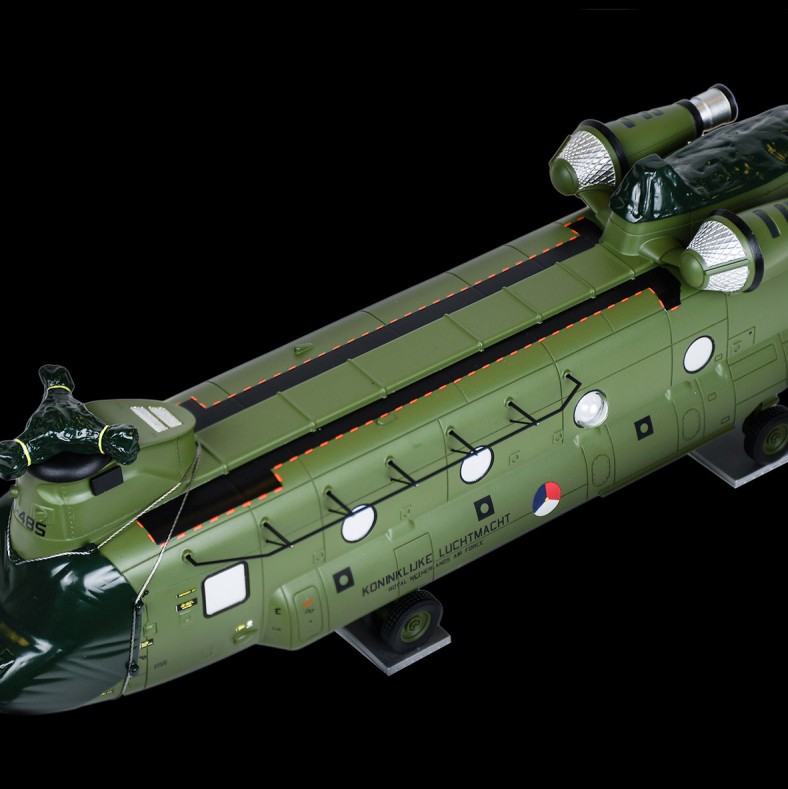 IMC Models 33-0193 Loads and Tools Chinook Helicopter Load - Scale 1:50