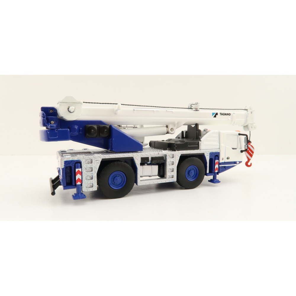 IMC Models 80-1028 Tadano AC 2.040-1 All Terrain Mobile Crane - Scale 1:87
