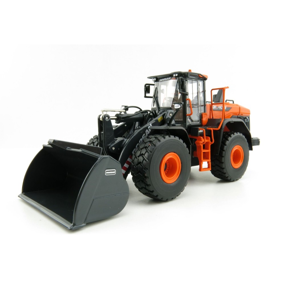 IMC Models 99-10101 Doosan DL420-7 Wheel Loader 1:50 