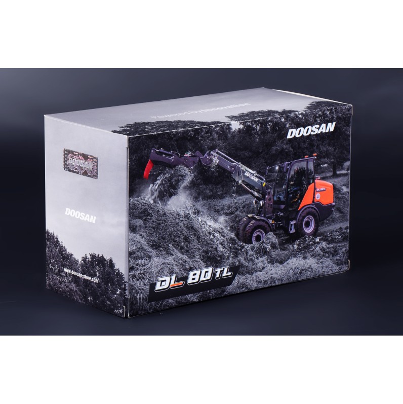 IMC Models 99-10104 Doosan DL 80 TL Wheel Loader 1:32