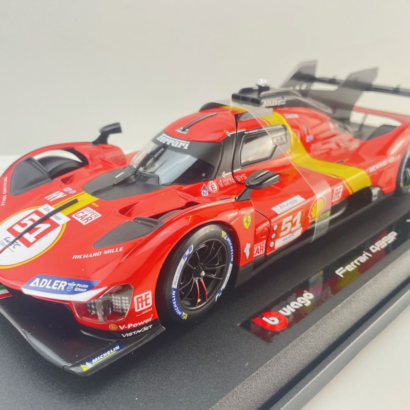Bburago 18-16301 #51 - Ferrari 499P No 51 Winner 24h LeMans 2023 Pier Guidi, Calado, Giovinazzi Box Damage - Scale 1:18 