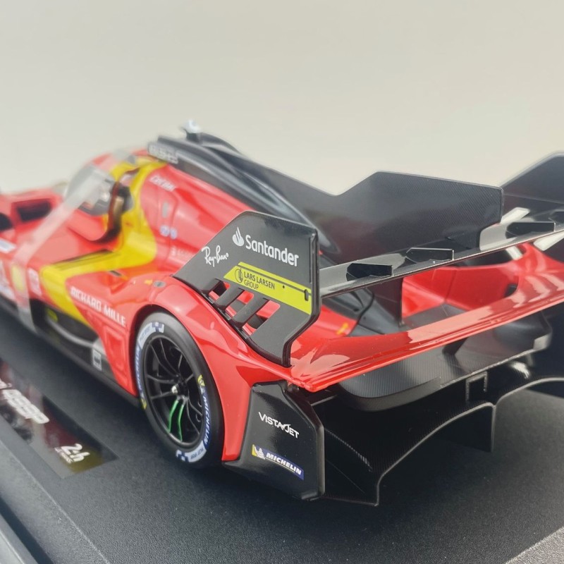 Bburago 18-16301 #51 - Ferrari 499P No 51 Winner 24h LeMans 2023 Pier Guidi, Calado, Giovinazzi Box Damage - Scale 1:18 