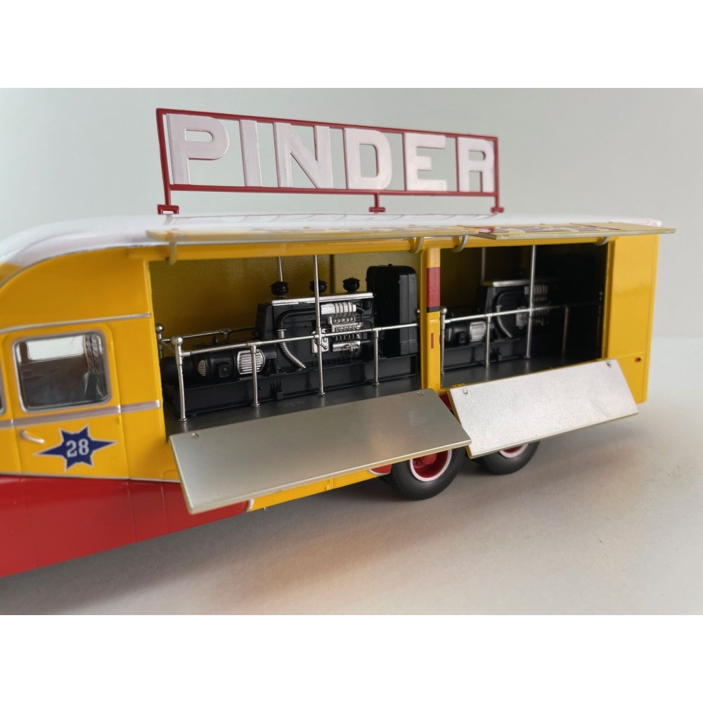 Direkt Collections - 1951 Bernard 28 Electrical Generator Truck Pinder Circus - Scale 1:43