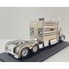 Hachette G1470020 - Peterbilt 379 Custom 6x4 Truck 1985 Beige Grey  - Scale 1:43