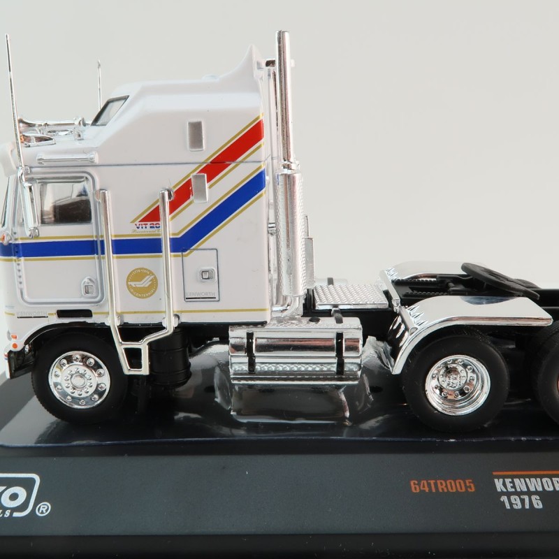 IXO 64TR005 - Kenworth K100 Aerodyne 1976 Prime Mover 6x4 - VIT200 Bicentennial - Scale 1:64