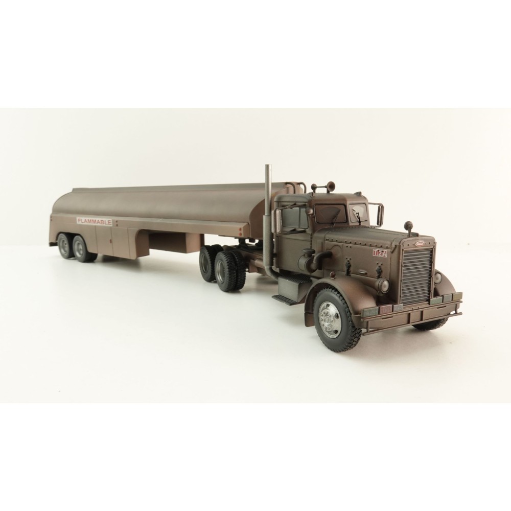 IXO IXOTTR038.22 - 1955 Peterbilt 281 6x4 Truck with 2-axle Tanker Trailer Rust Duel Movie - Scale 1:43