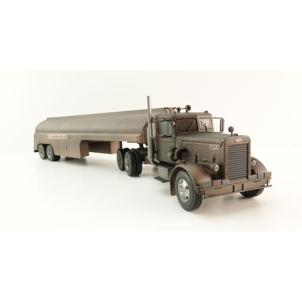 IXO IXOTTR038.22 - 1955 Peterbilt 281 6x4 Truck with 2-axle Tanker Trailer Rust Duel Movie - Scale 1:43