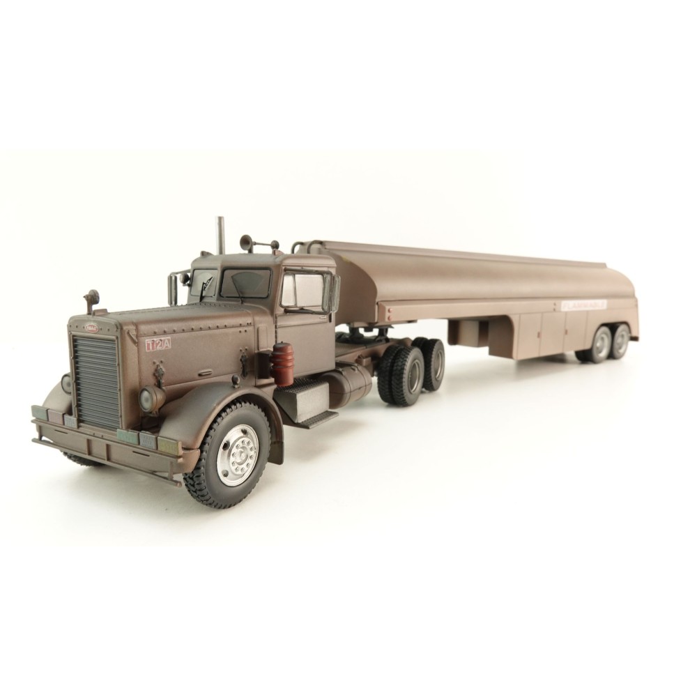 IXO IXOTTR038.22 - 1955 Peterbilt 281 6x4 Truck with 2-axle Tanker Trailer Rust Duel Movie - Scale 1:43