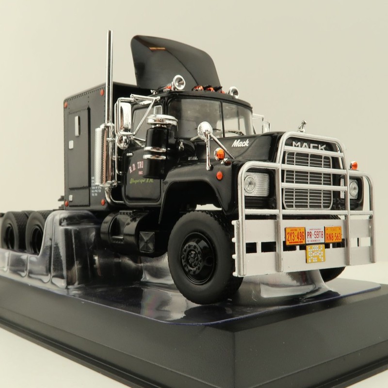 IXO - Mack R-Series 6x4 Prime Mover R.D. Trucking Rubber Ducky Movie Convoy - Scale 1:43