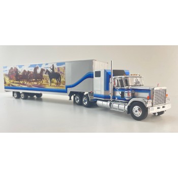 IXO TR039.22 - 1980 GMC General 6x4 Truck with Box Trailer Silver Smokey and the Bandit Style - Scale 1:43