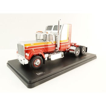 IXO TR187.22 - 1985 Mack Superliner Magnum 6x4 Prime Mover Silver / Red PAINT ISSUE - Scale 1:43