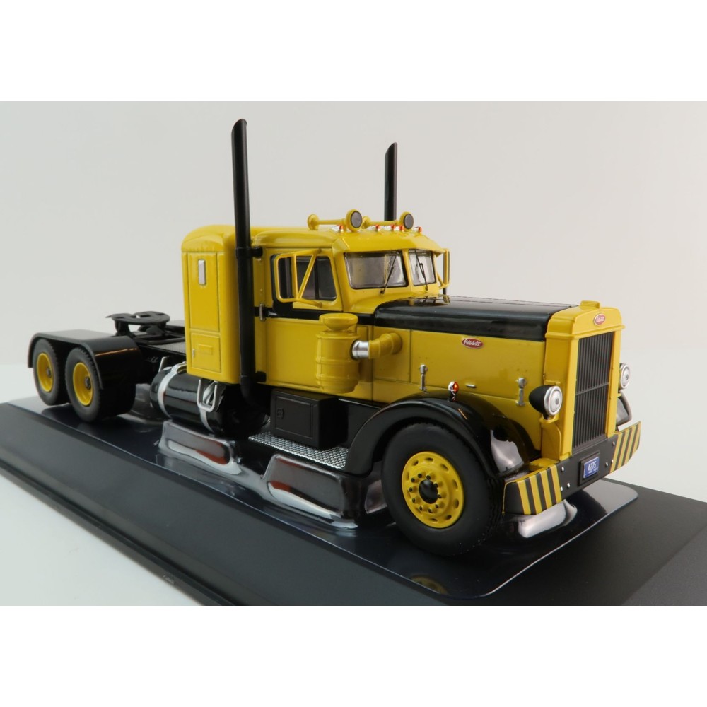IXO TR192.22 - 1962 Peterbilt 350 6x4 Prime Mover Yellow / Black - Scale 1:43