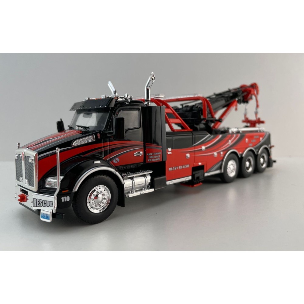 IXO TTR032.23 - 2018 Kenworth T880 Rotator Tow Truck Heavy Rescue Red / Black - Scale 1:43