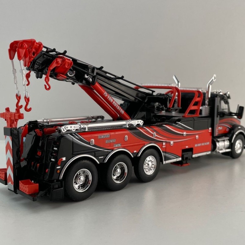 IXO TTR032.23 - 2018 Kenworth T880 Rotator Tow Truck Heavy Rescue Red / Black - Scale 1:43