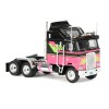 IXO U64TR006 - Kenworth K100 Aerodyne 1976 Prime Mover 6x4 Black Pink Scale 1:64