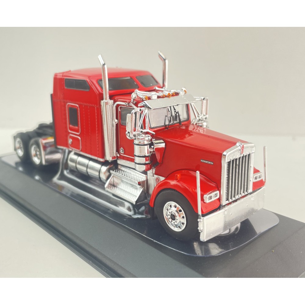 IXO U64TR014A - 1990 Kenworth W900 6x4 Truck Sleeper Cab Red - Scale 1:64