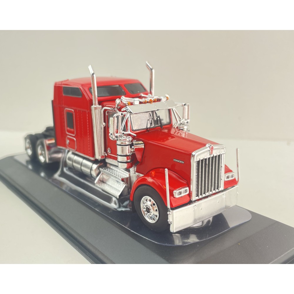 IXO U64TR014A - 1990 Kenworth W900 6x4 Truck Sleeper Cab Red - Scale 1:64