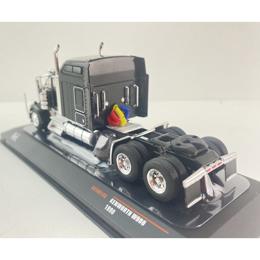 IXO U64TR014B - 1990 Kenworth W900 6x4 Truck Sleeper Cab Black - Scale 1:64
