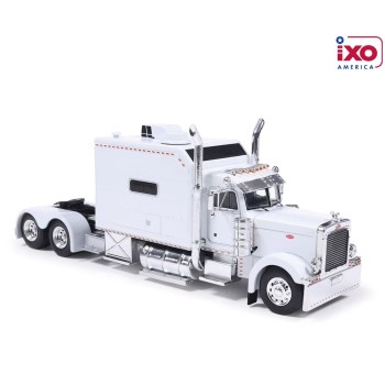 IXO U64TR017 - 2002 White Peterbilt Model 379 6x4 70" Sleeper Cab Truck - Scale 1:64