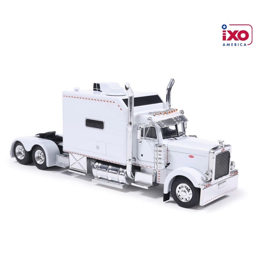 IXO U64TR017 - 2002 White Peterbilt Model 379 6x4 70" Sleeper Cab Truck - Scale 1:64
