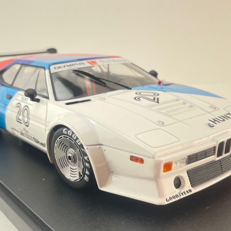 WERK83 W1803017 - BMW M1 Procar No 20 BMW M1 ProCar Series Donington Park 1979 James Hunt Box Damage - Scale 1:18