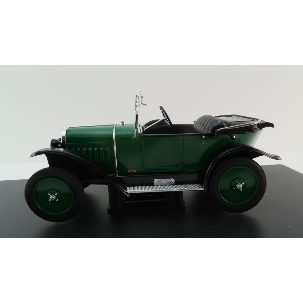 WhiteBox - Opel 4/12 PS Green RHD 1924 - Laubfrosch - Scale 1:24