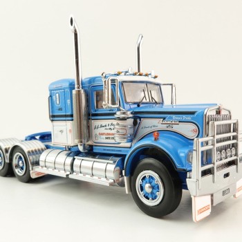 Iconic Replicas - Australian Kenworth W900 6x4 Low Bunk Truck JJ LEECH & SONS - Scale 1:50